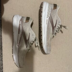 Ariel GTS 24 Size 7.5